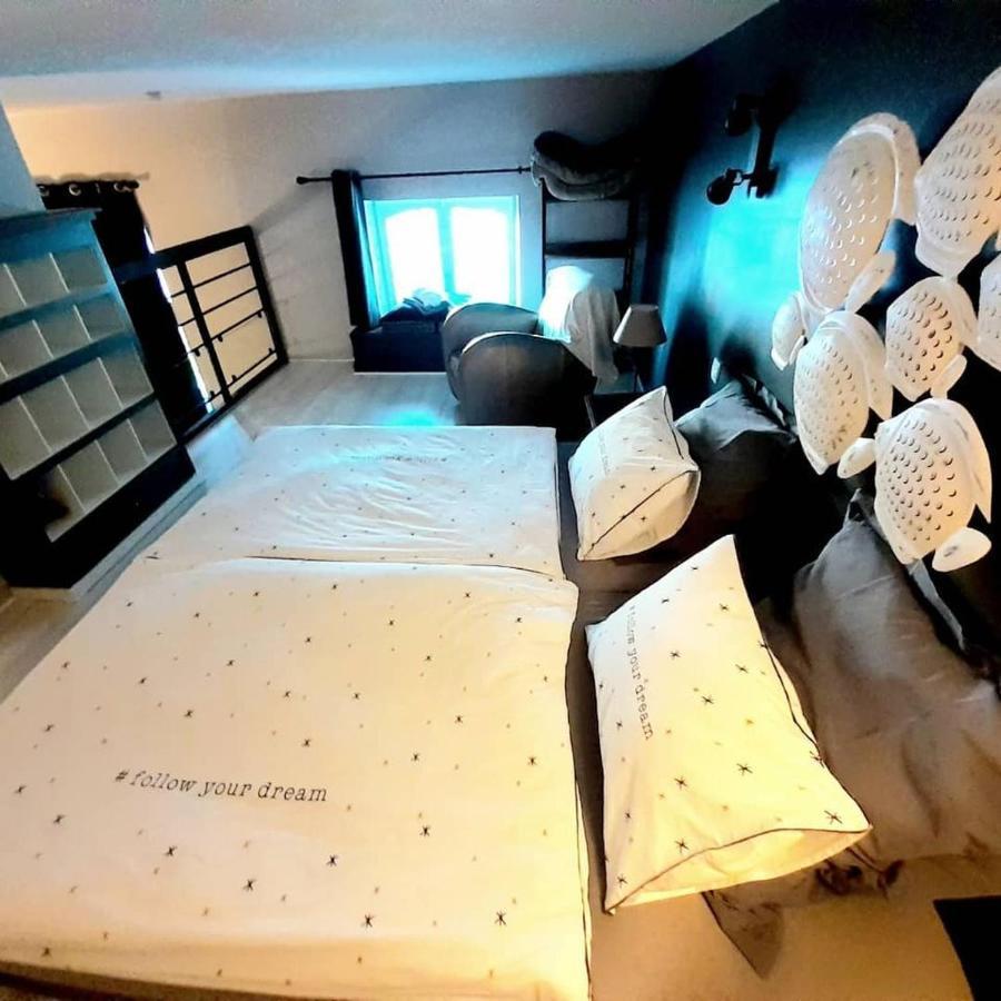 Charmant Studio En Duplex Esprit Loft Avec Balcon Vue Mer, Et Piscine Exterieure ル・クロワジック エクステリア 写真